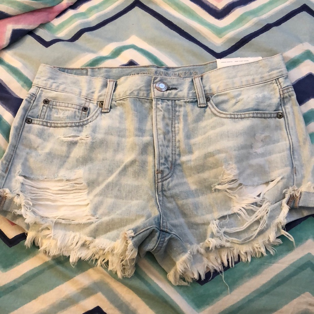 American Eagle shorts new with tag